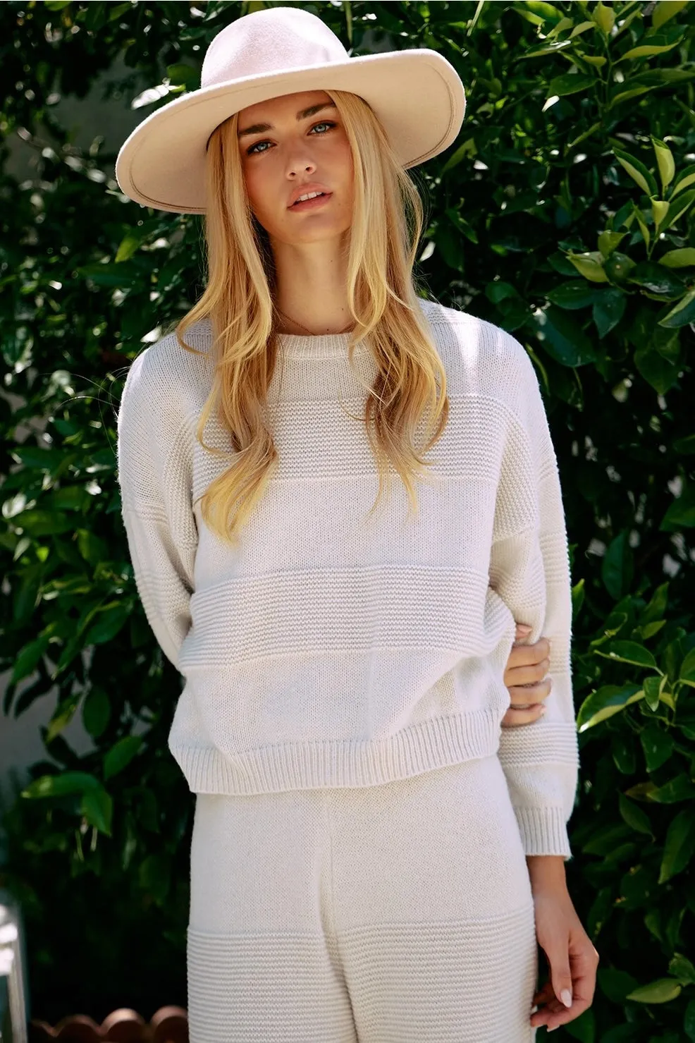 Endless Blu Cream Pullover Sweater