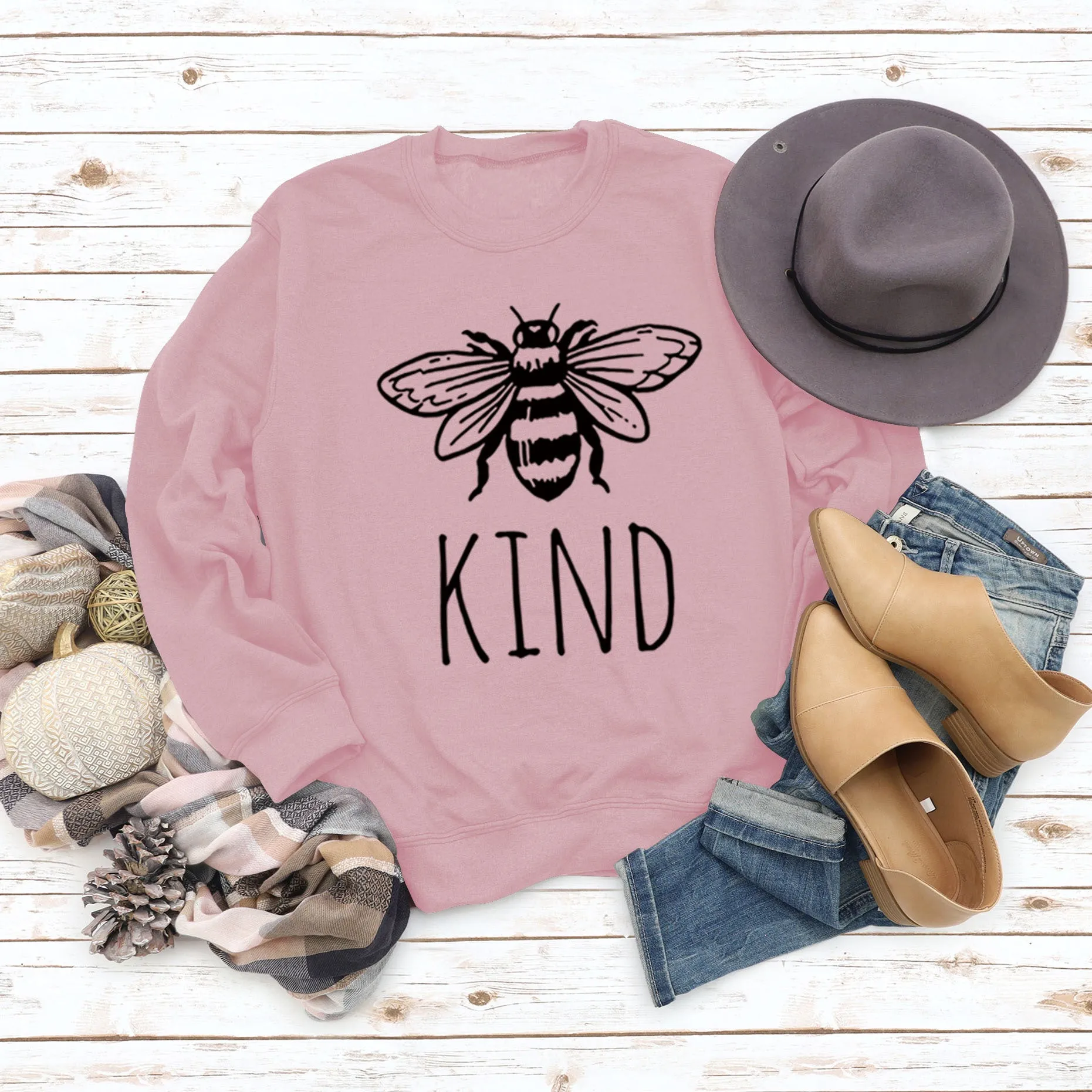 Kind Bee Alphabet Printing Autumn and Winter Backing Loose Large Long Sleeve Round Neck Sweater (women)