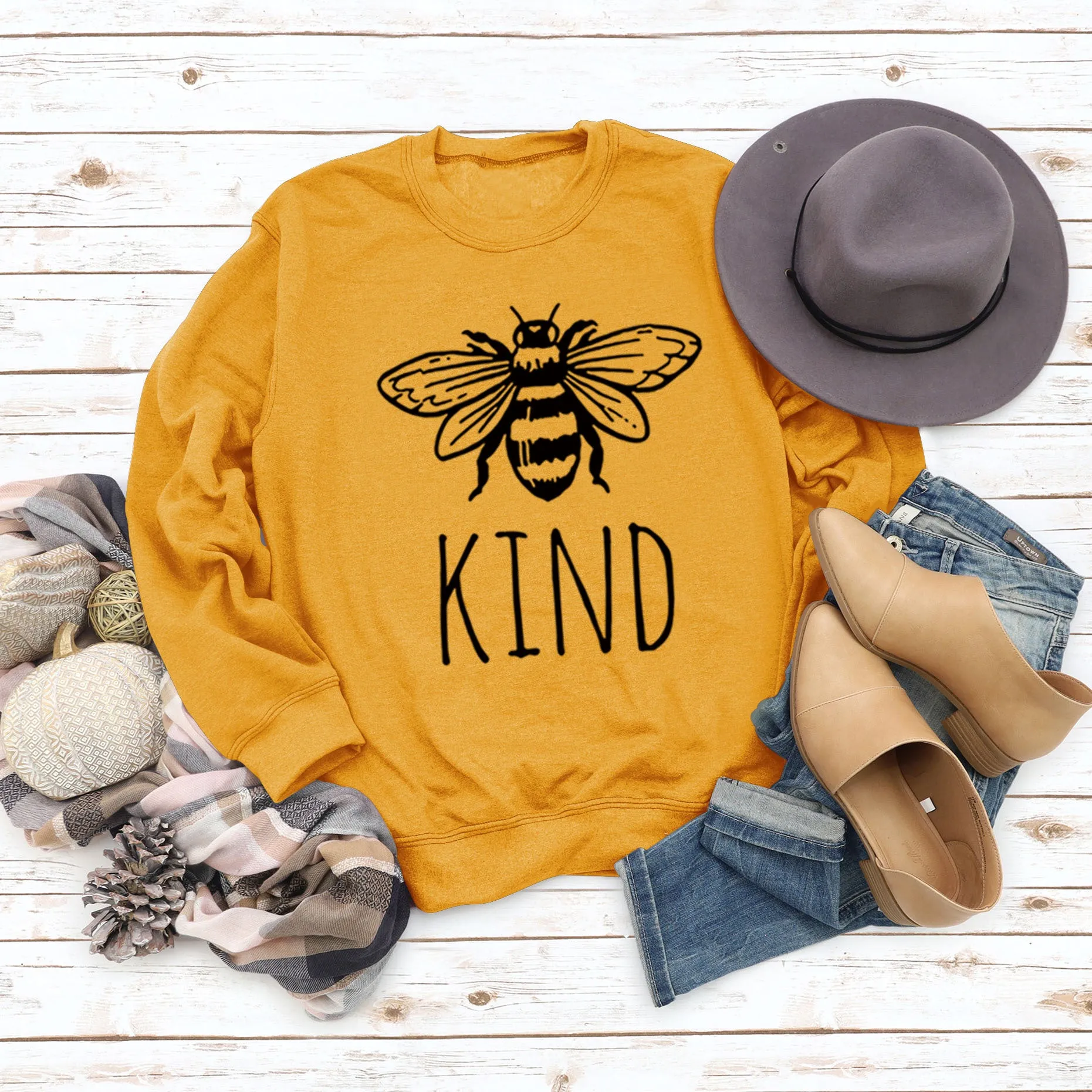 Kind Bee Alphabet Printing Autumn and Winter Backing Loose Large Long Sleeve Round Neck Sweater (women)